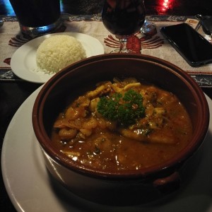 corvina a lo macho, con arroz blanco