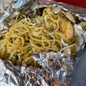 Pasta al Cartucho con Mariscos