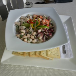 ceviche mixto 