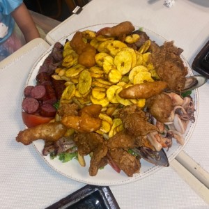 picada mar y tierra