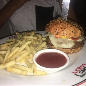 hamburguesa de la casa