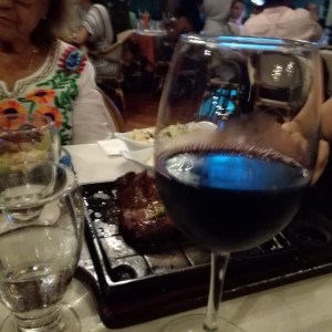 vino shira malbec