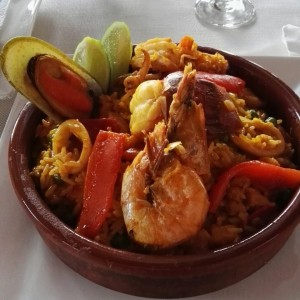 paella de mariscos