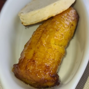 Platano y arepa