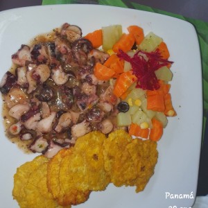 Pulpo con Patacones