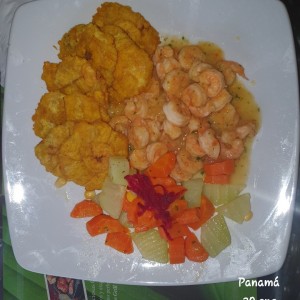 camarones con patacones