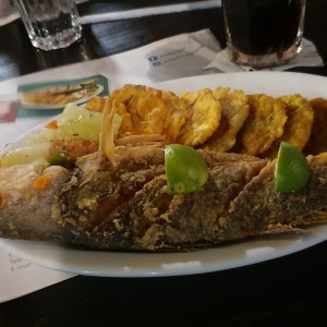 corvina entera Frita