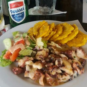 Pulpo al ajillo