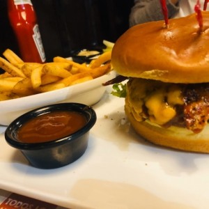 fridays classic burger 