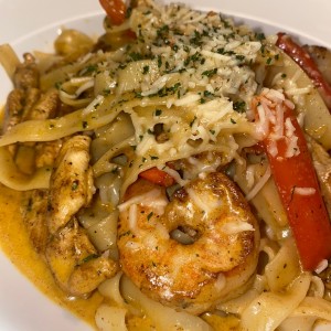 cajun shrimp & chicken pasta