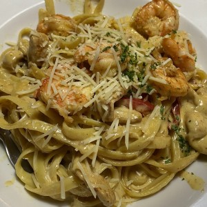 CAJUN SHRIMP & CHICKEN PASTA