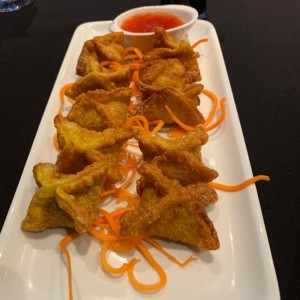 wonton rellenos de cangrejo