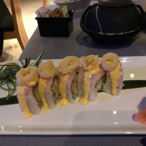 Sushi rolls/Makis - Acevichado roll