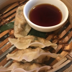 Gyozas de cerdo (6 unidades)