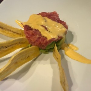 Piqueos - Maguro tartar