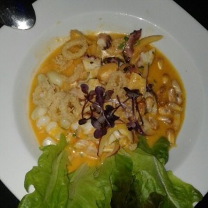 Ceviche mixto ZK