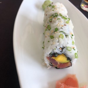 Sushi rolls/Makis - Spicy tuna roll