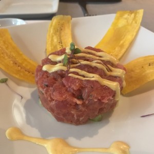 Piqueos - Maguro tartar