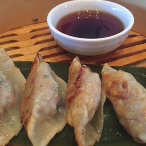 Gyozas de cerdo (6 unidades)