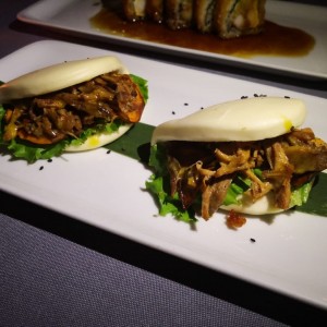 Bao buns de costilla (2 unidades)