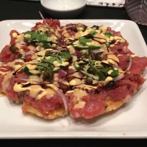 Piqueos - Spicy tuna pizza