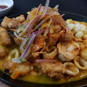 Ceviche caliente