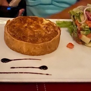 Quiche lorraine et salade