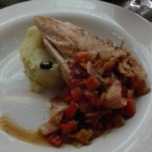 pollo Basquaise