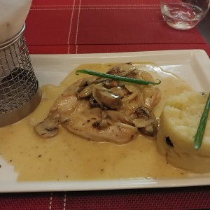 Platos fuertes - Poulet Normandie