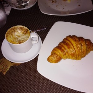 Croissant de Mantequilla 