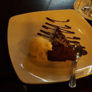 brownie con helado