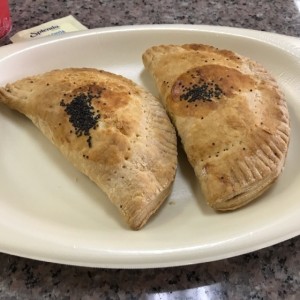 Empanada Artenal de Carne