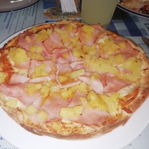 Pizza Hawaiana