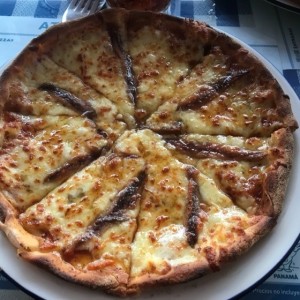 pizza de anchoas con miel