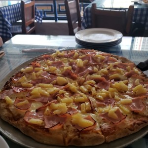 Pizza Hawaiana