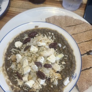 Sopa de lenteja con extra de pollo