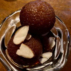 Platos Recomendados - Gulab Jamun