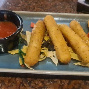 Mozzarella Sticks (6)