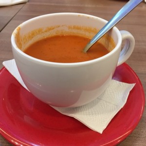 sopa de tomate