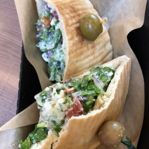 greek pita pocket