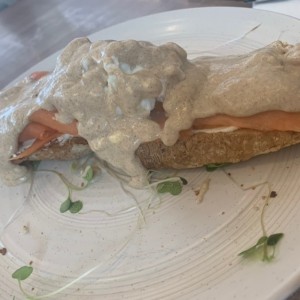 Salmon toast