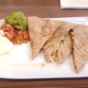 Cheese Quesadillas con Pollo