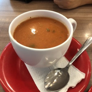 sopa de tomate