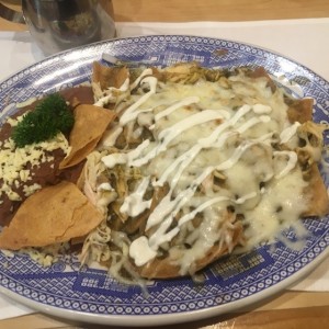 Chilaquiles en Salsa Verde