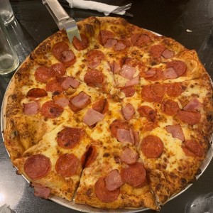 Pizzas - Pizza con Pepperoni