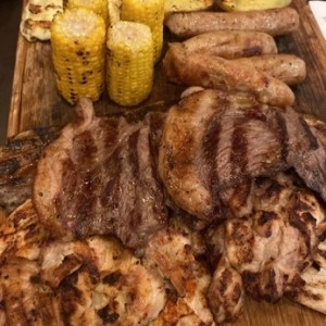 Parrillada mixta de carne