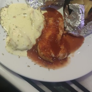 Filete de Pollo en dos Salsas