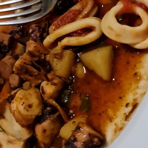 pulpo picado y calamares