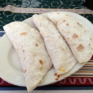 Quesadillas de pollo (en harina)