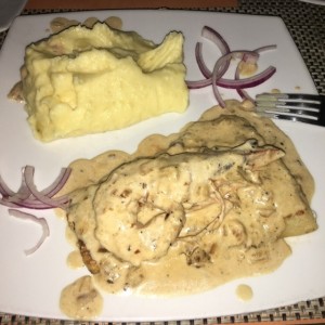 corvina con langostinos